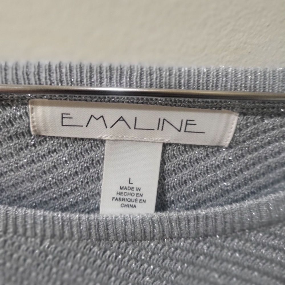 Sweater - Picture 2 of 4
